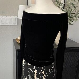 Bailey 44 black velvet off-shoulder long sleeve top